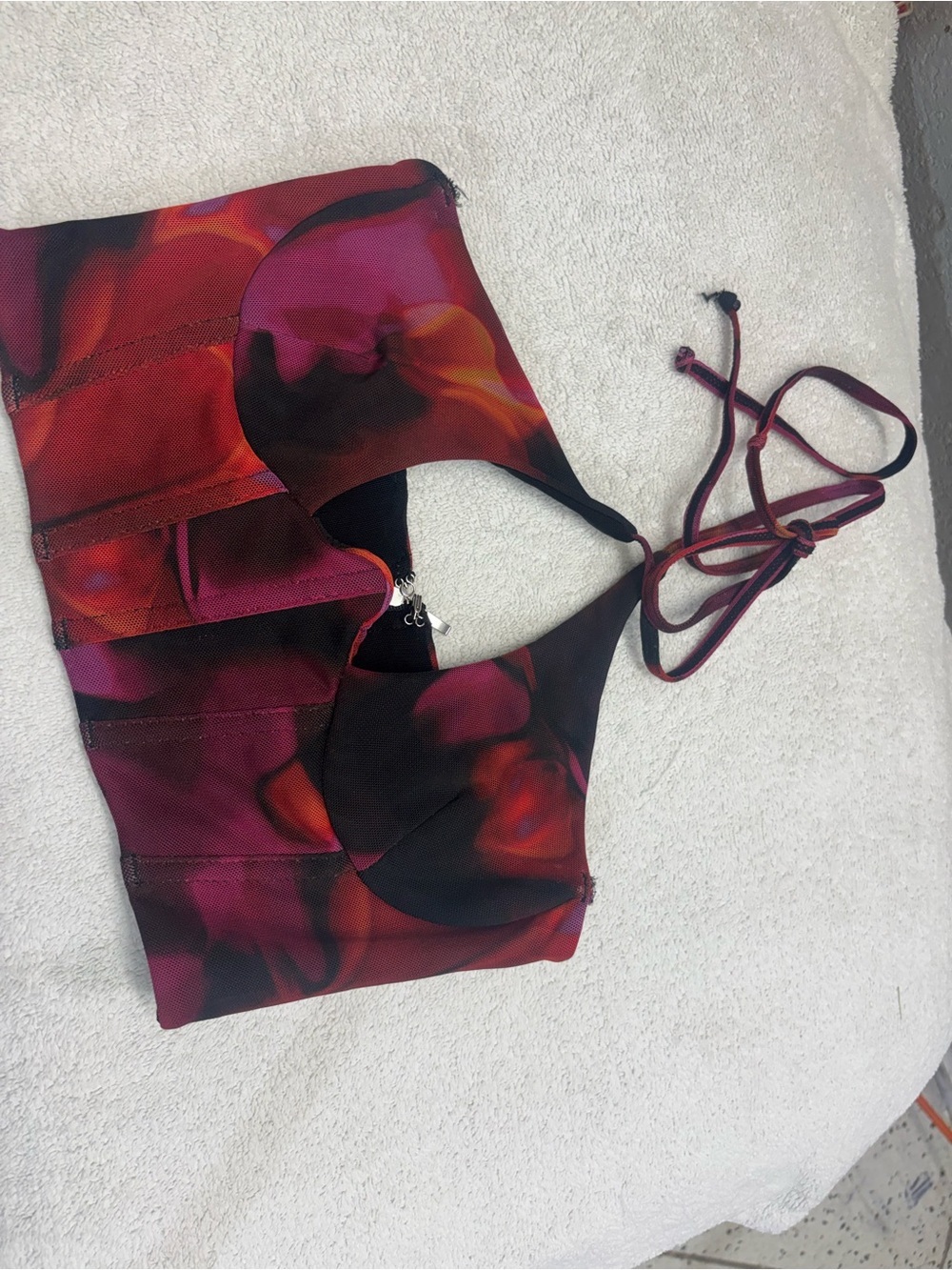 White Fox Boutique Red & Purple Floral Cross-Strap Halter Crop Top - Picture 2 of 7